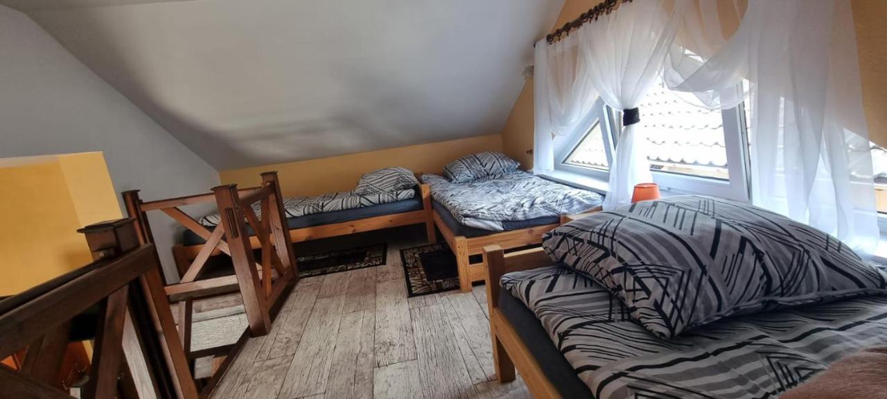 Dom Przy Szlaku Lubrza (Lubusz)